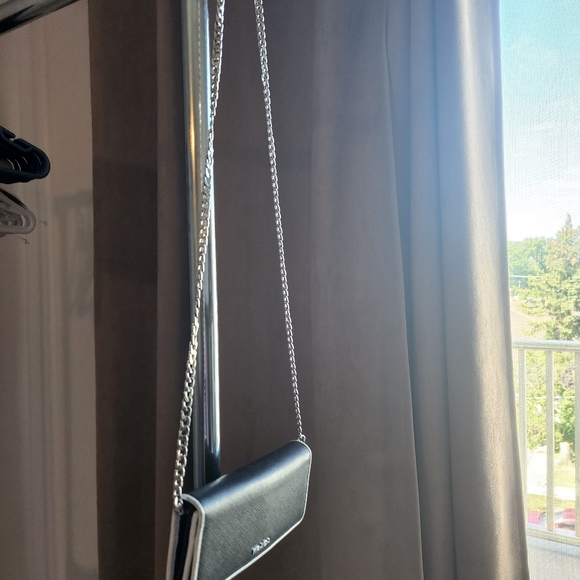 Authentic Prada sling wallet good condition - Picture 15 of 16